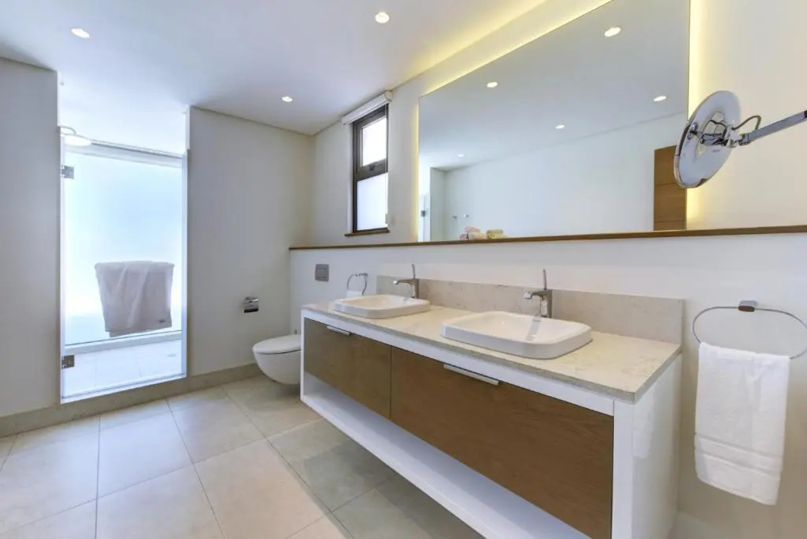 Mont Choisy Le Parc by Pam Golding