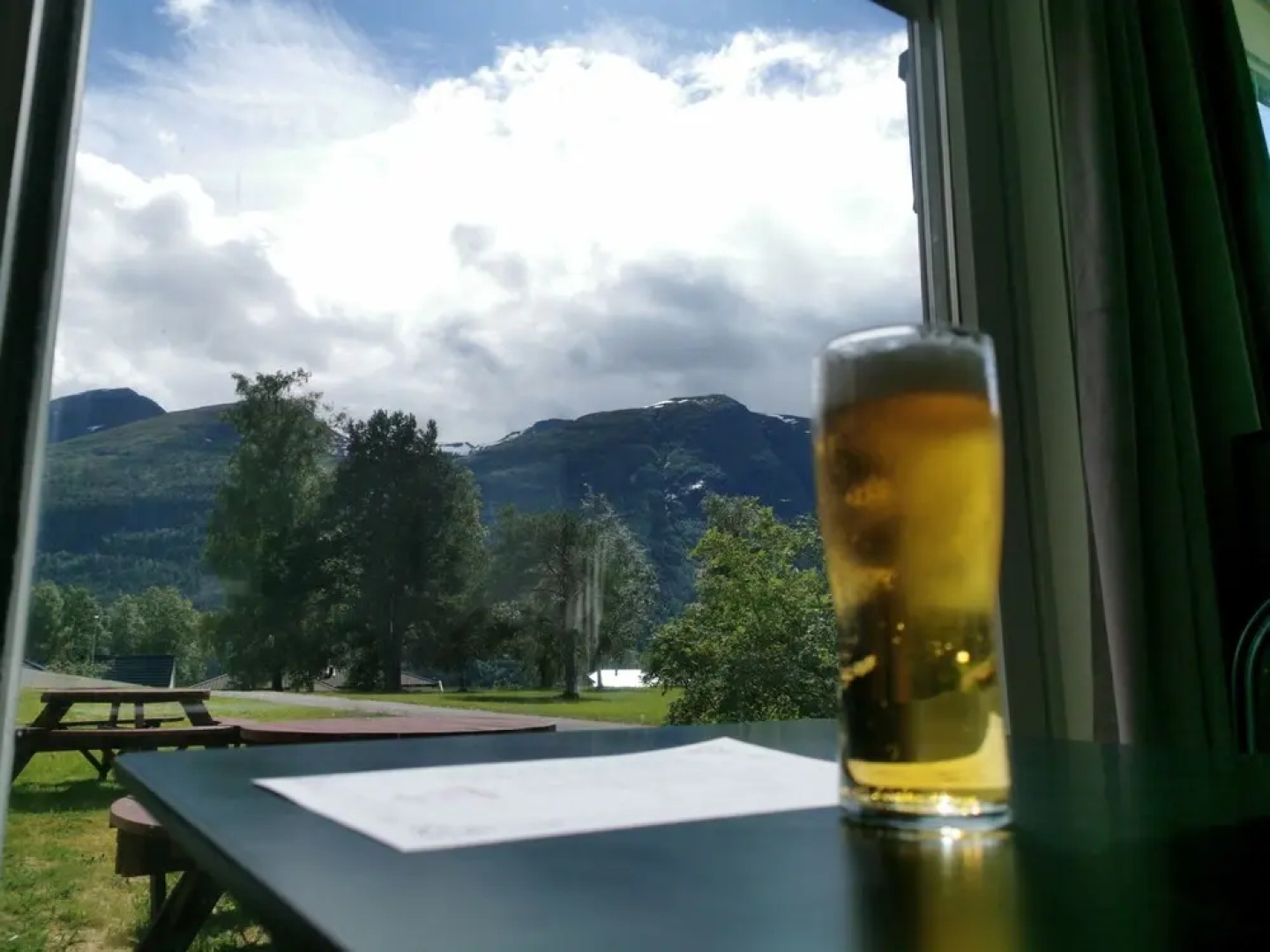 Isfjorden Turisthotell & Motell