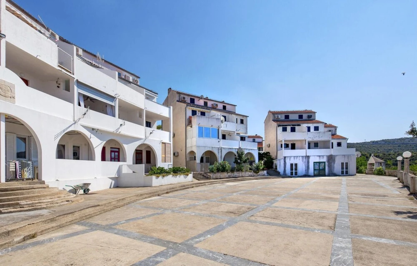 Awesome Apartment in Stinica With 1 Bedrooms and Wifi