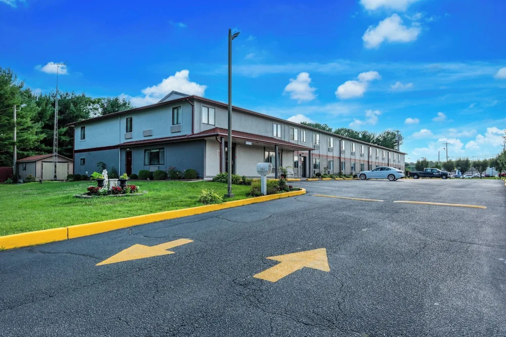 Red Roof Inn & Suites Vineland - Buena