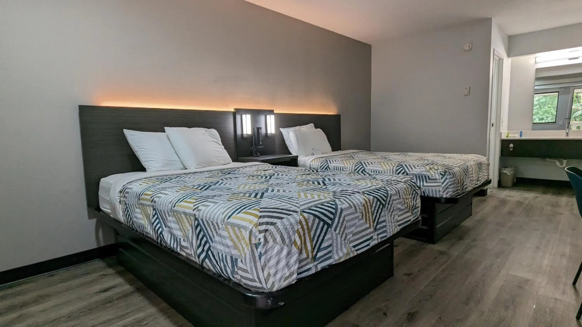 Motel 6 Nashua, NH - South