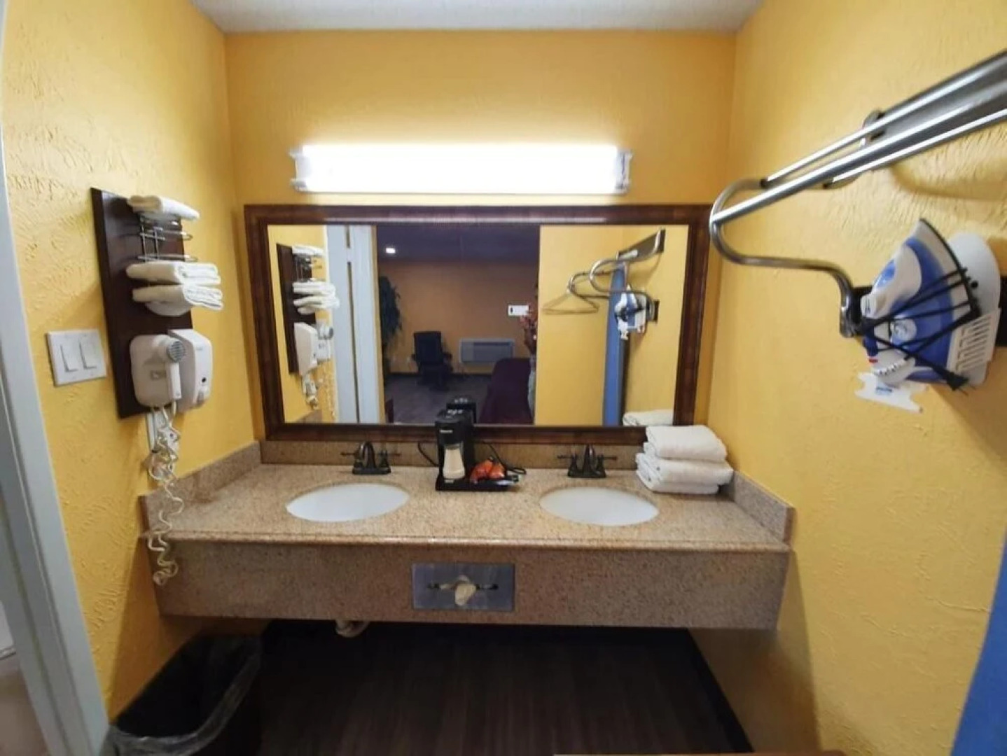 Chaparral Motel Victoria TX, Hwy 59