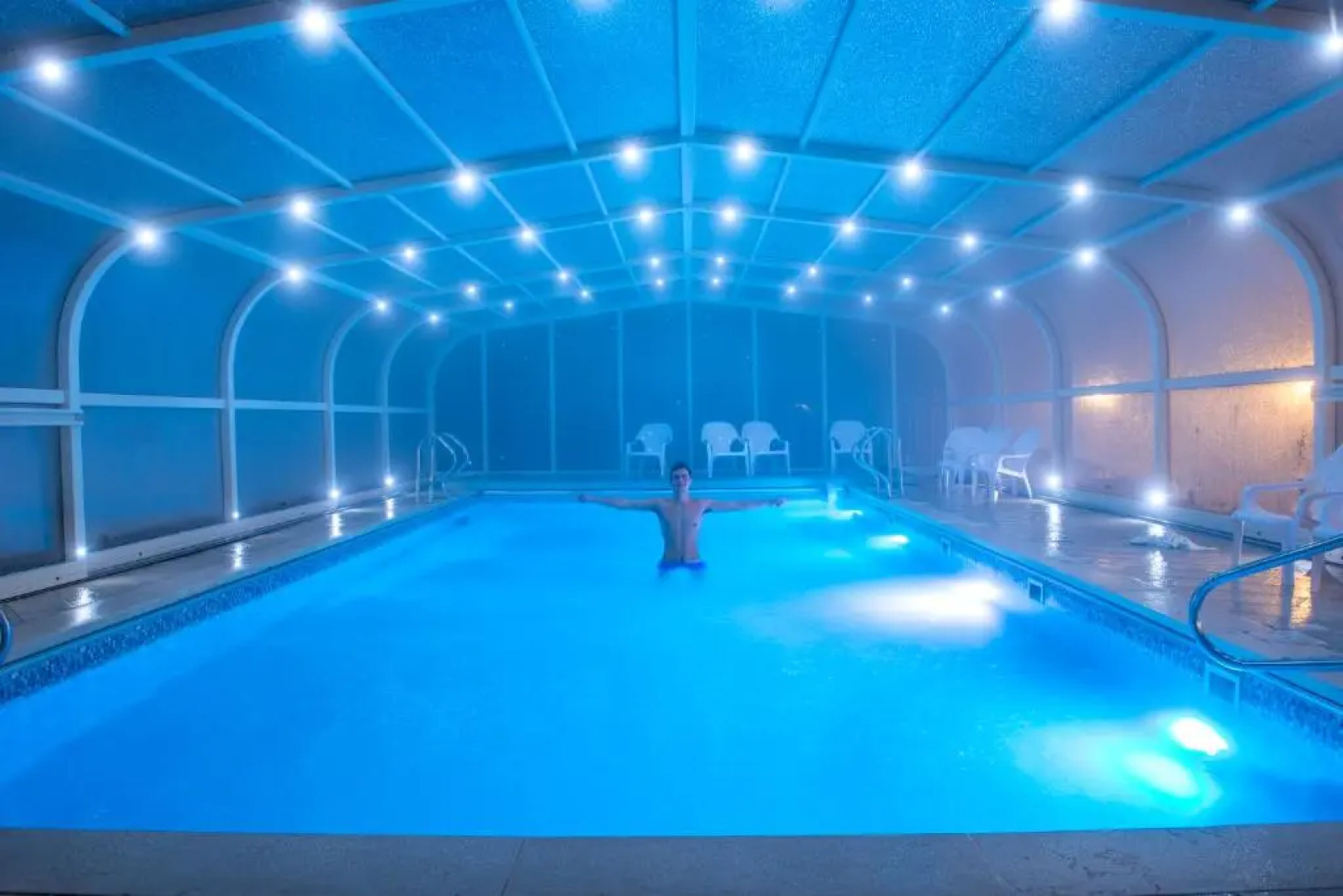 Etzel Tami Hospitality