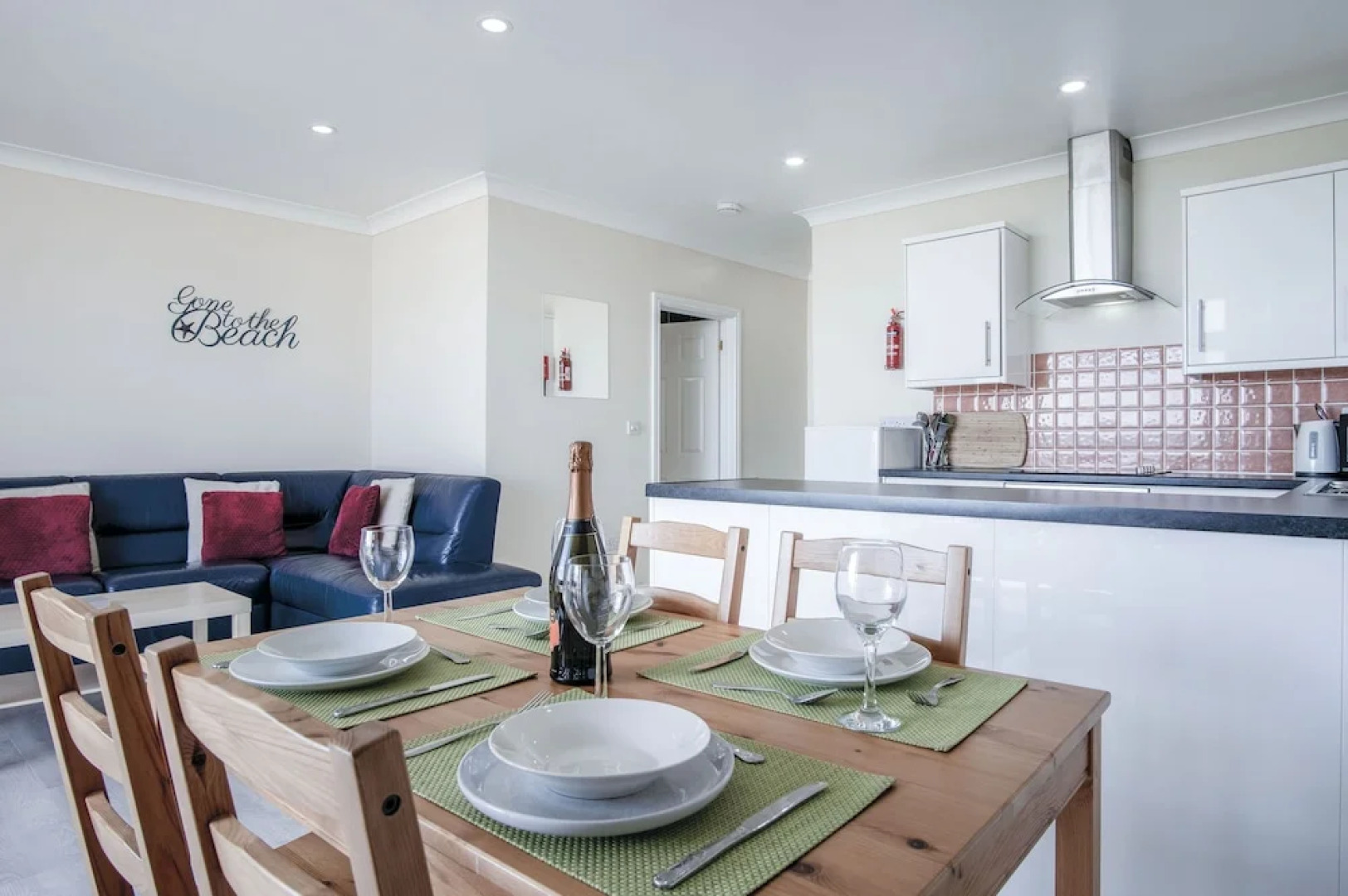 Dunes End - 2 Bedroom Apartment - Pendine