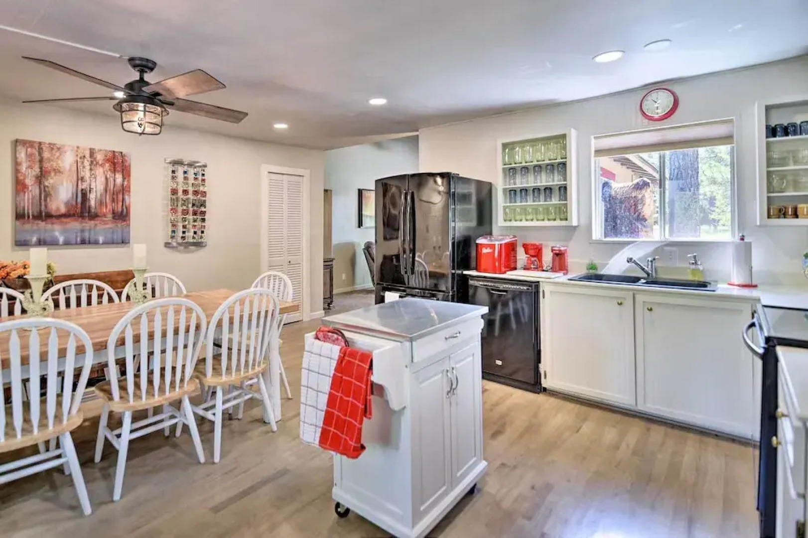 Coconino National Forest Home W/deck & Yard!