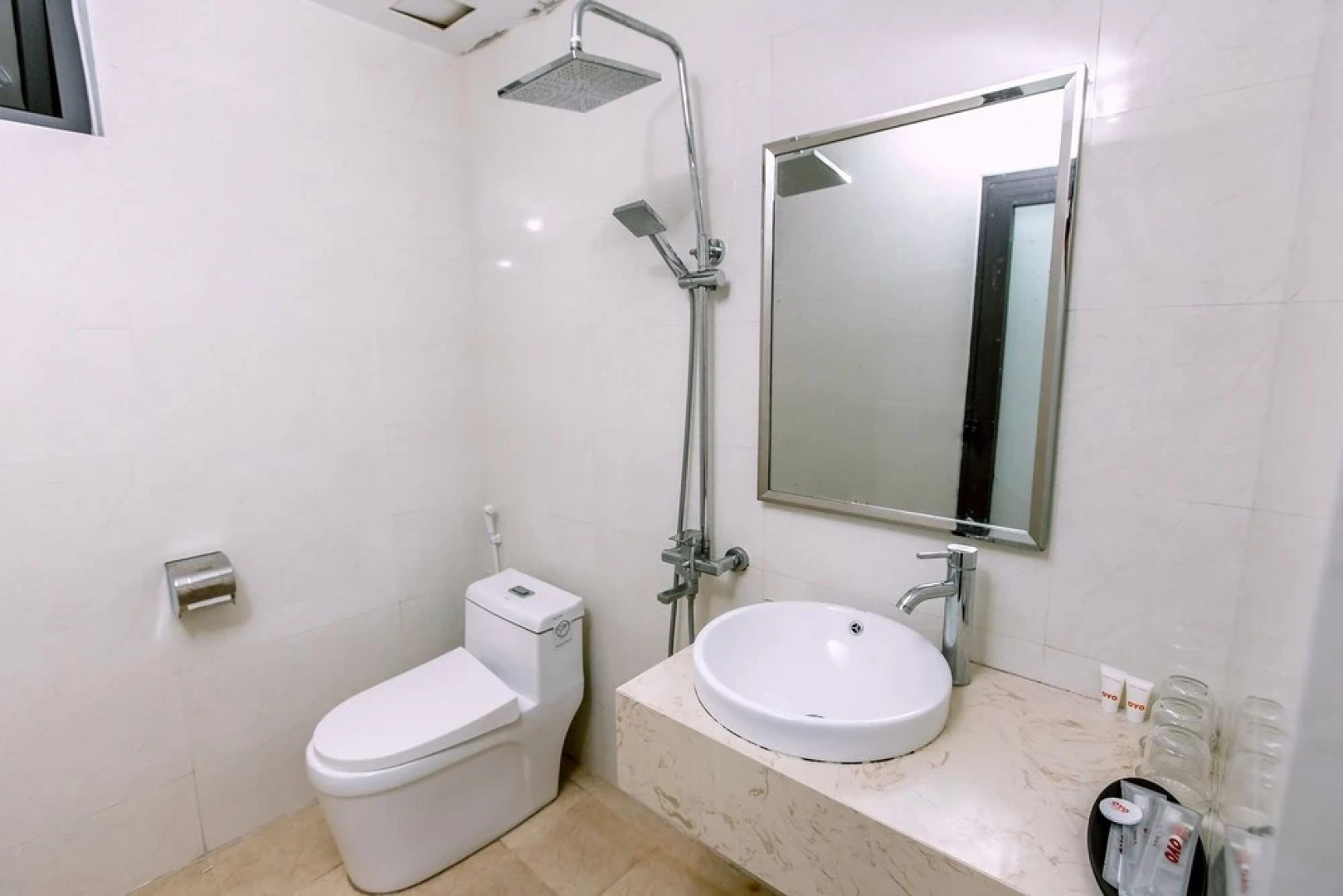 Oyo 581 Dai Viet Hotel