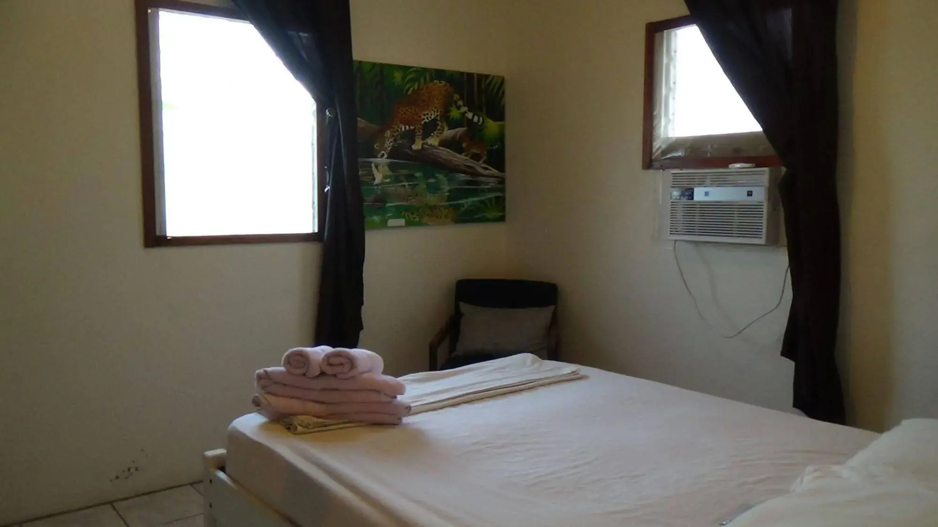 Hacienda Tropical Guest House
