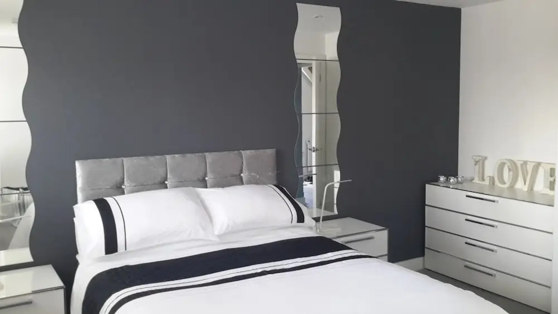 Beach Cottage near the shore