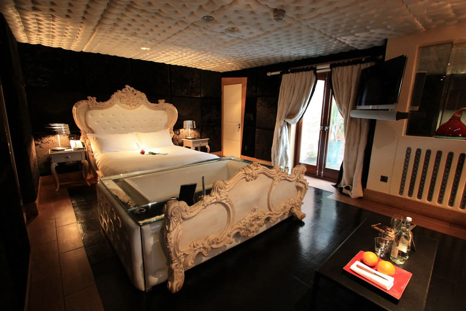 Crazy Bear Hotel-Stadhampton