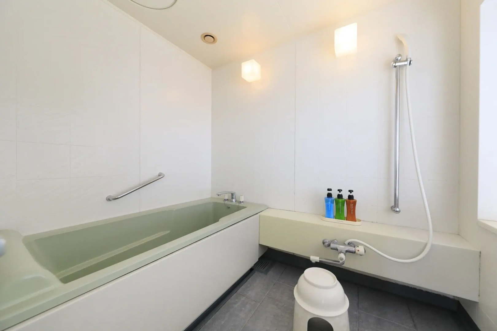 Kamogawa Grand Tower