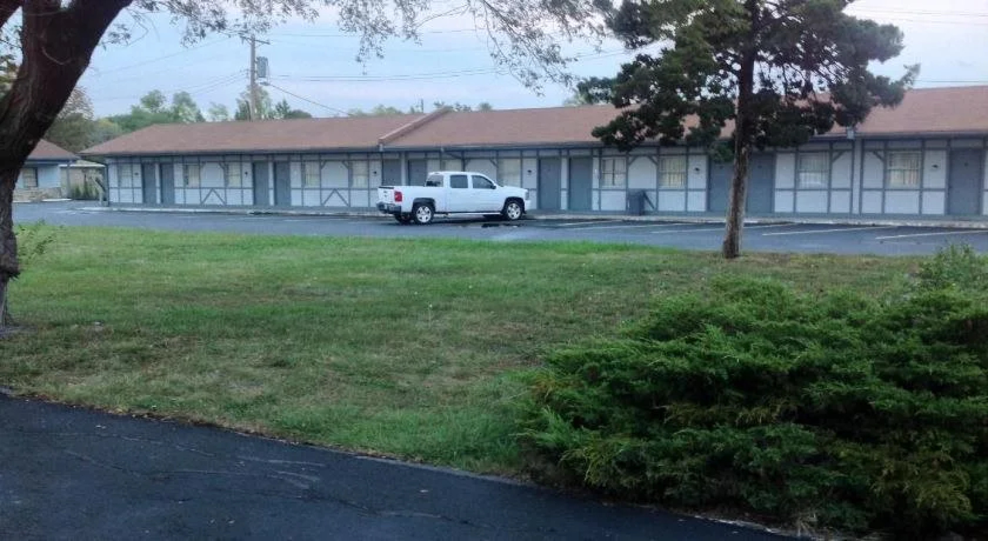 Economy Inn Granite City