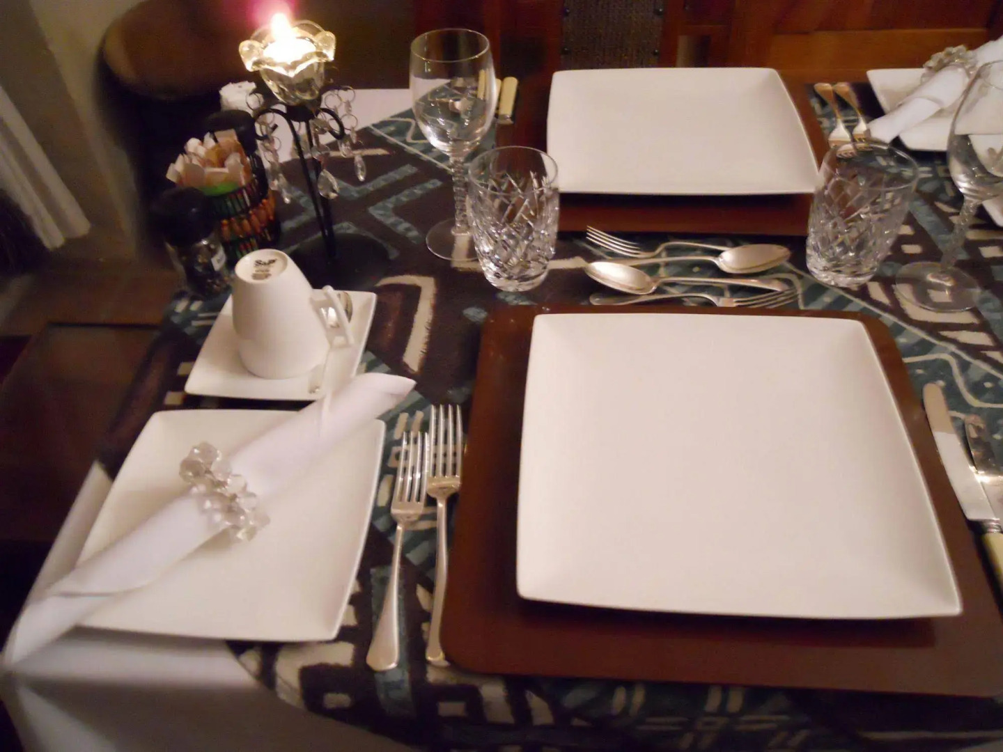 The Colonial on Arundel