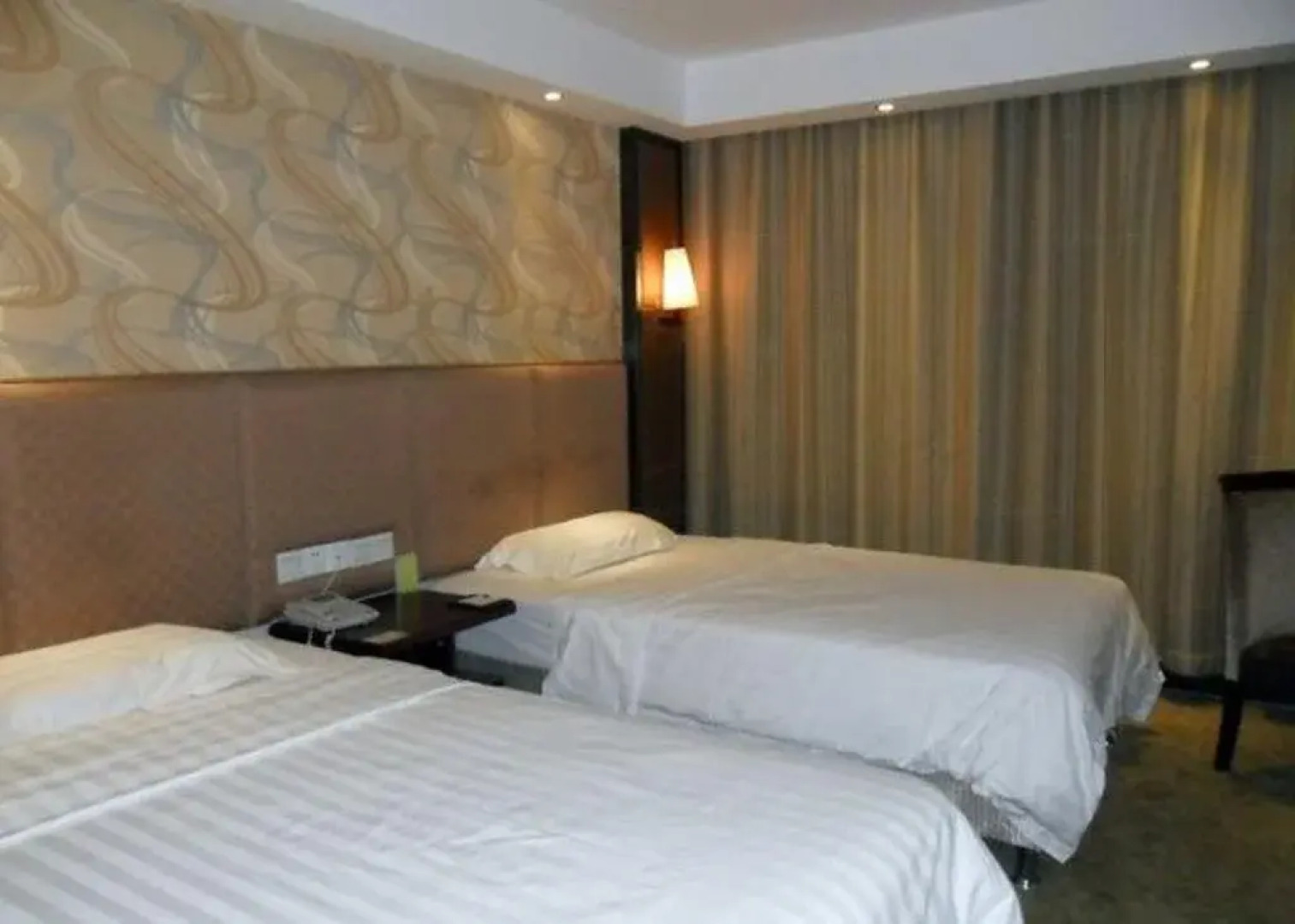 Urumqi Wenyuan Hotel