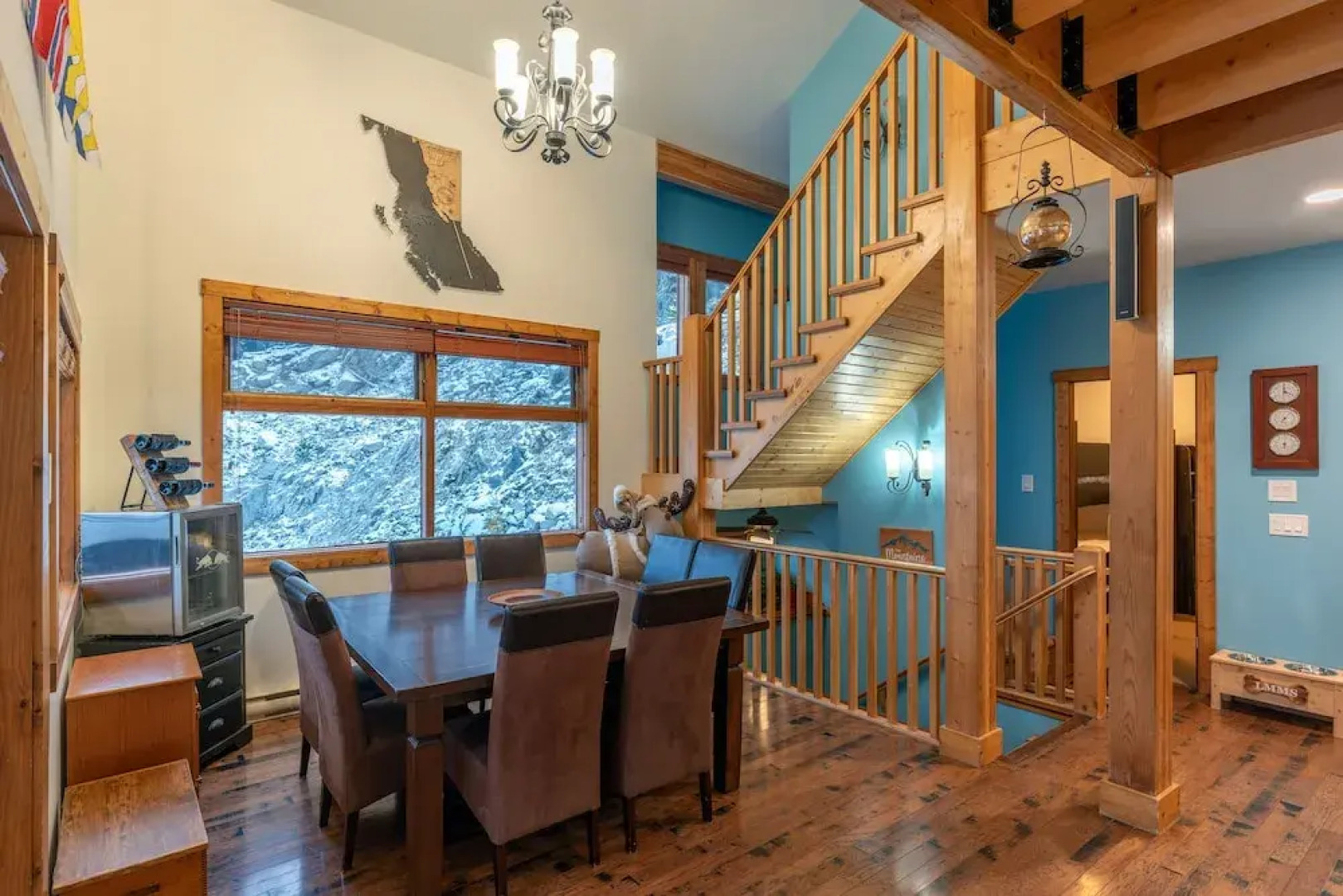 Forest Lane Hideaway - Luxurious Family Friendly Home with Private Hot Tub