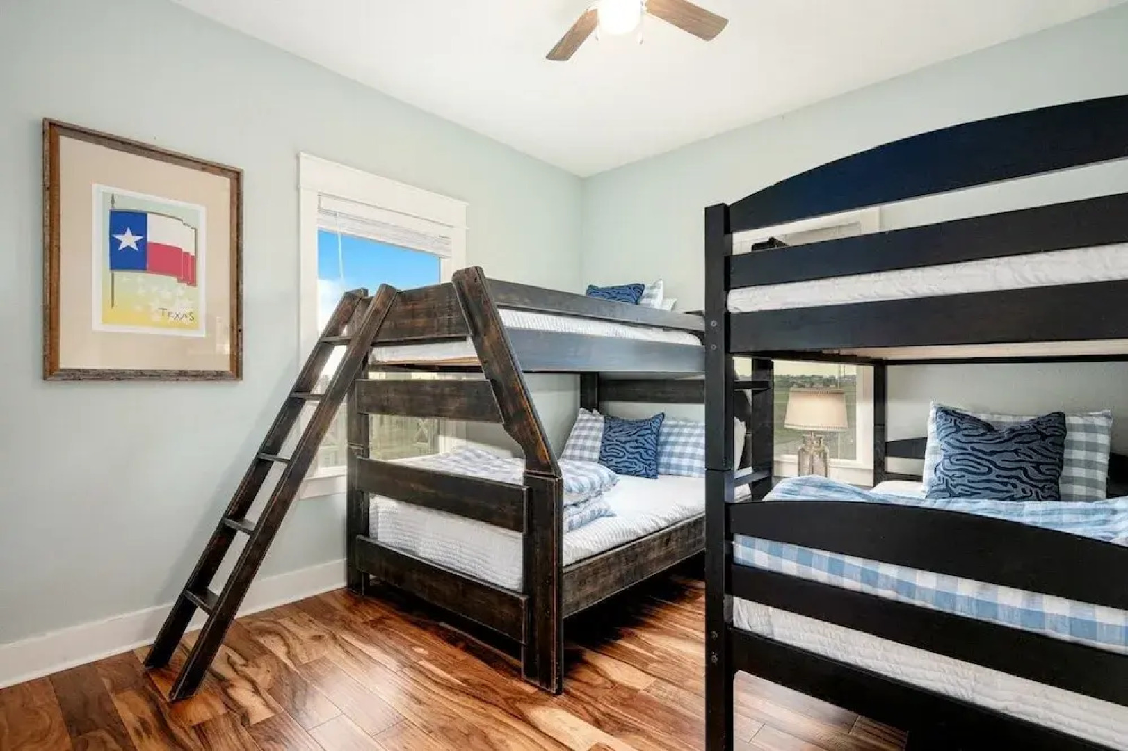 The Beach House 3 Bedroom Home by RedAwning