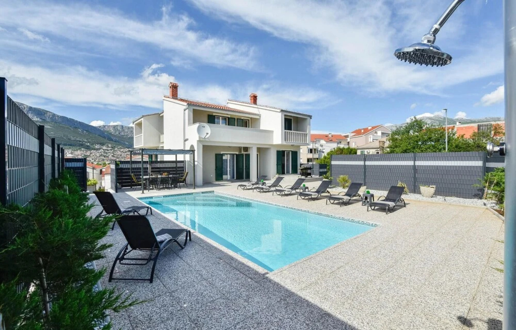 Awesome Home in Solin With 4 Bedrooms, Wifi and Outdoor Swimming Pool