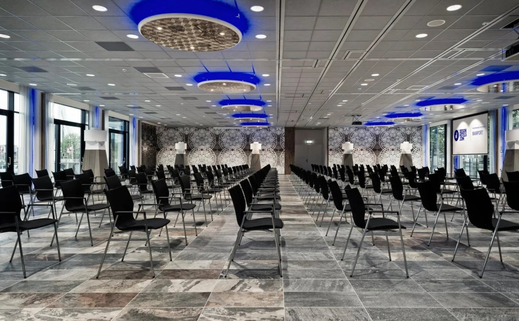 Haven Hotel Rotterdam, Curio Collection by Hilton