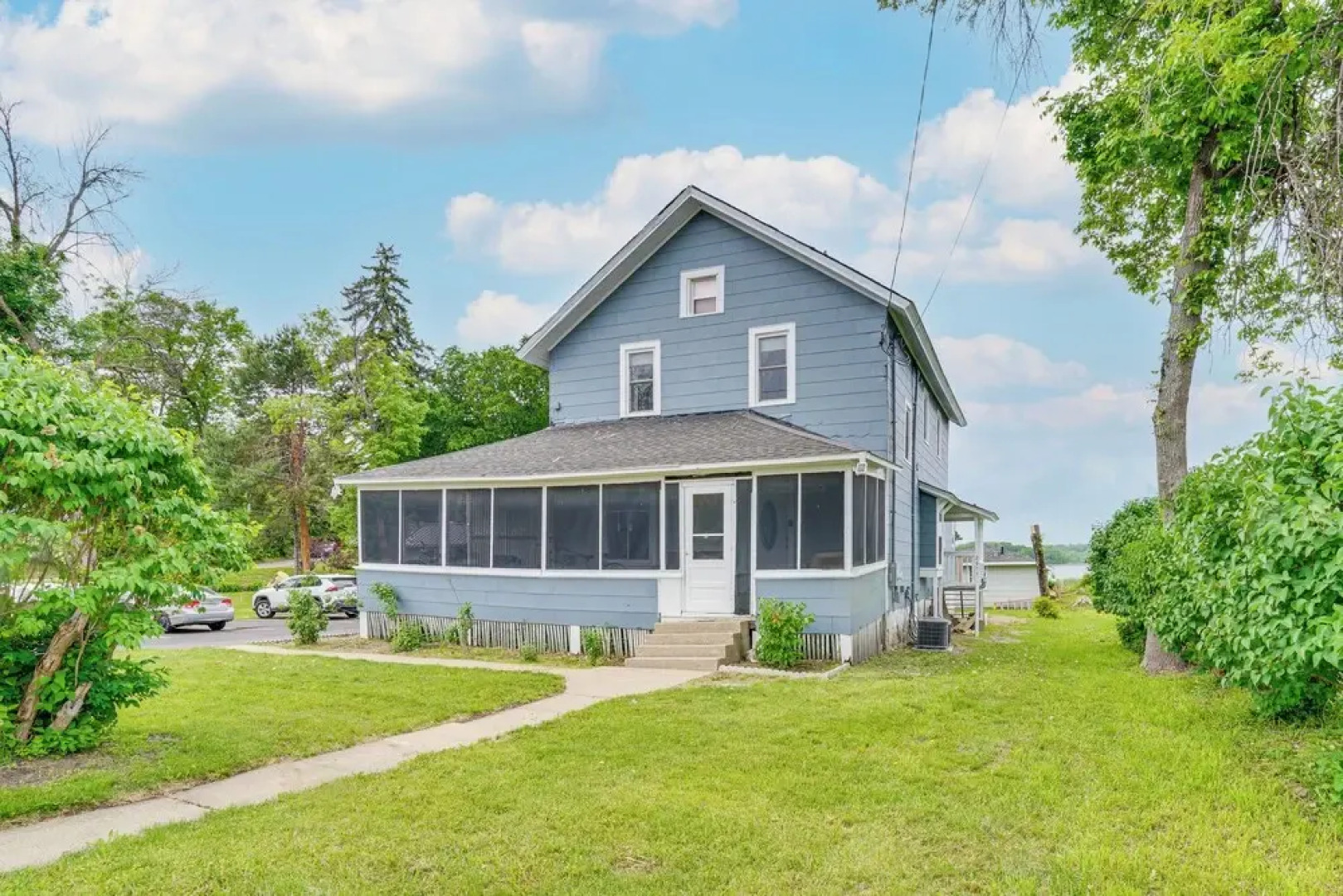 Snowmobile Trail On-site: Waterfront Mound Gem!