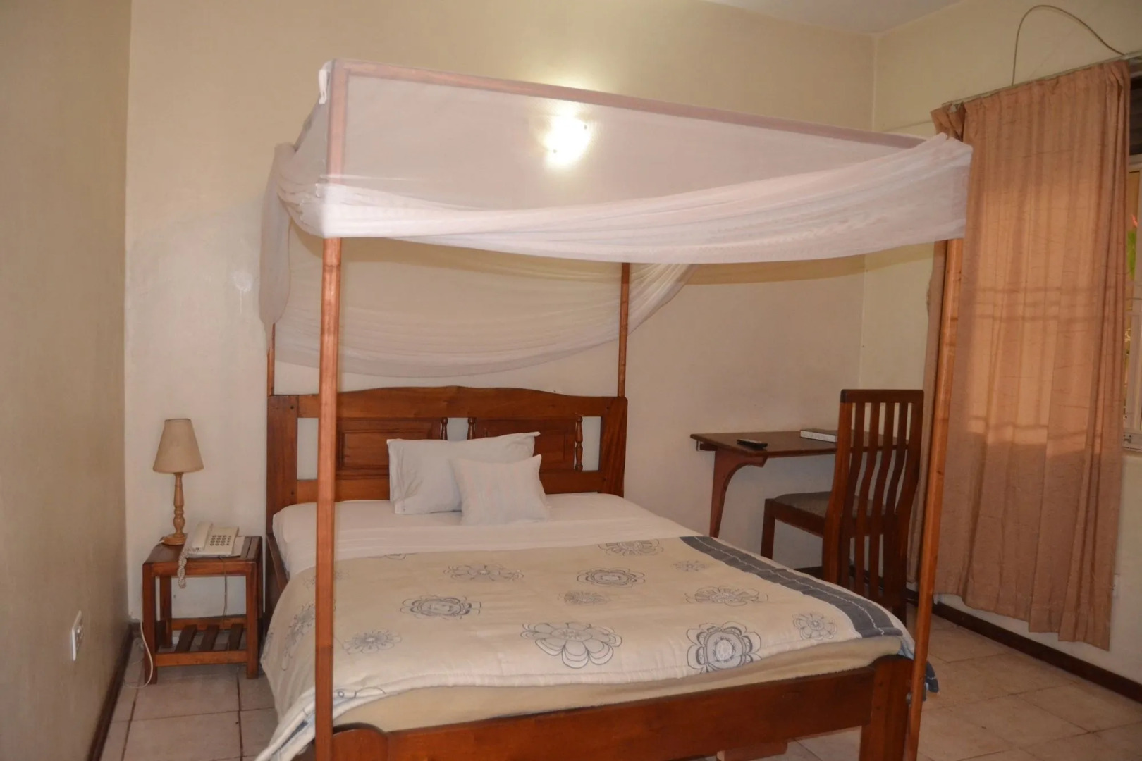 Raja Excelsior Hotel