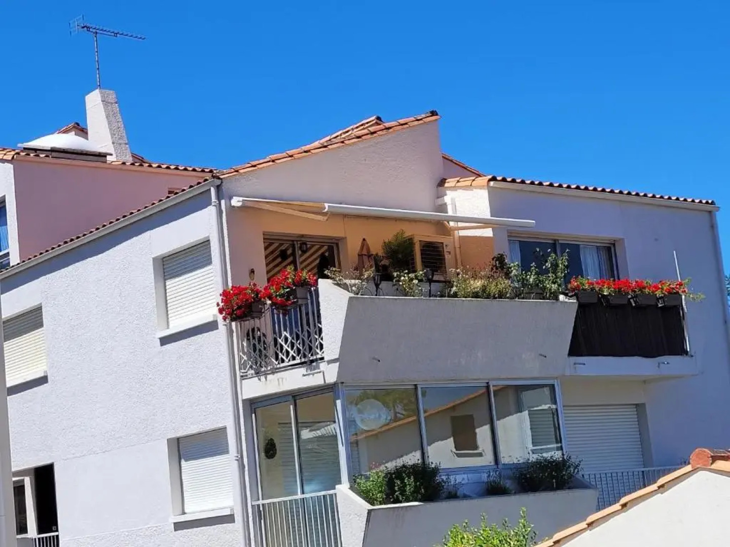 Havre de paix 4 étoiles, à 100 mètres de la plage