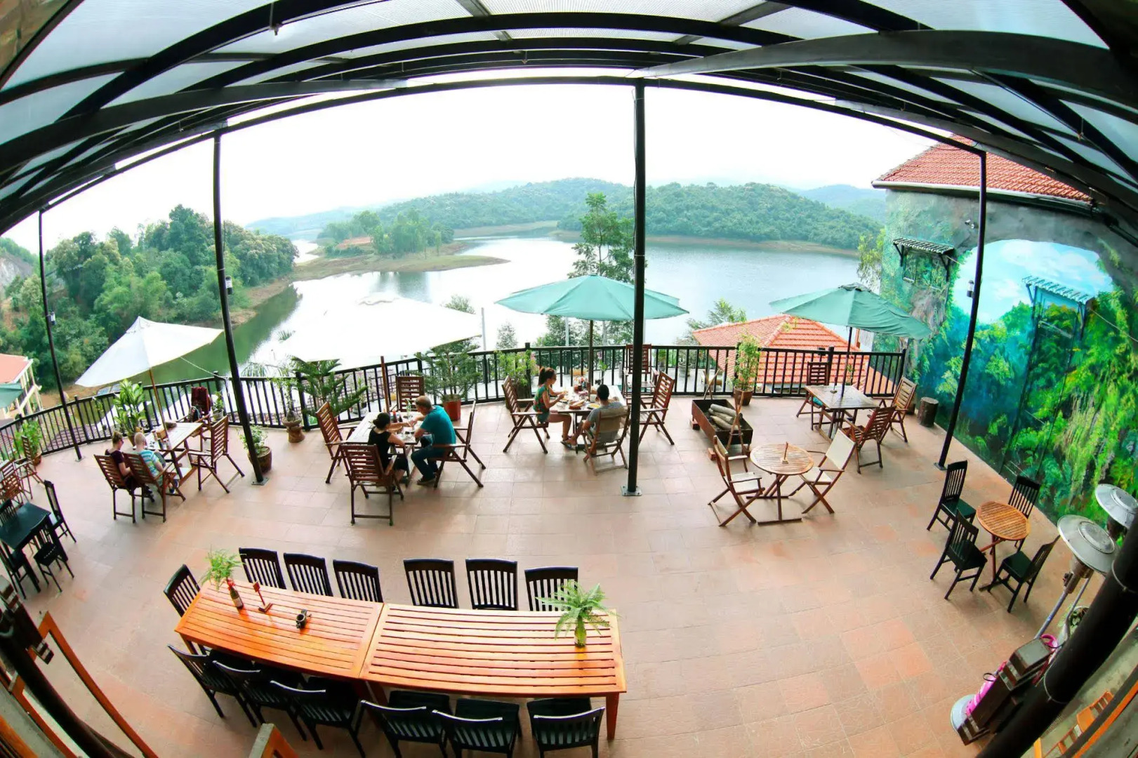 Phong Nha Lake House