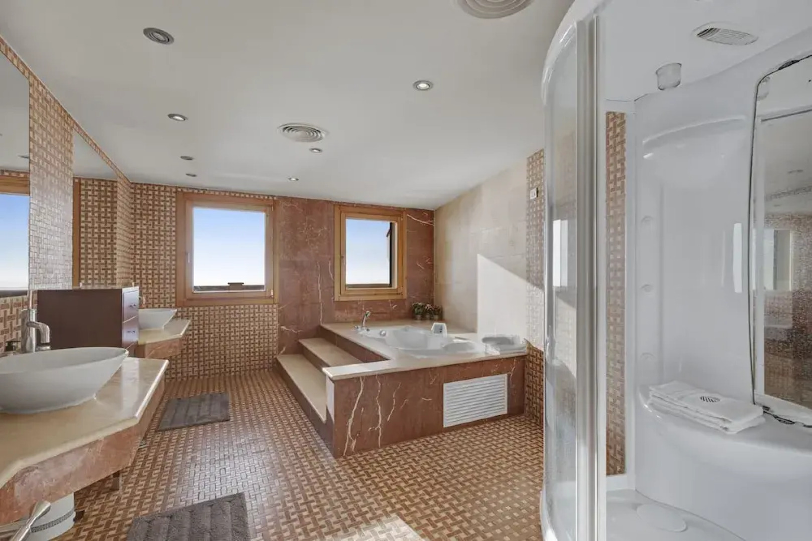 Luxury Villa Luna Suites frente al mar