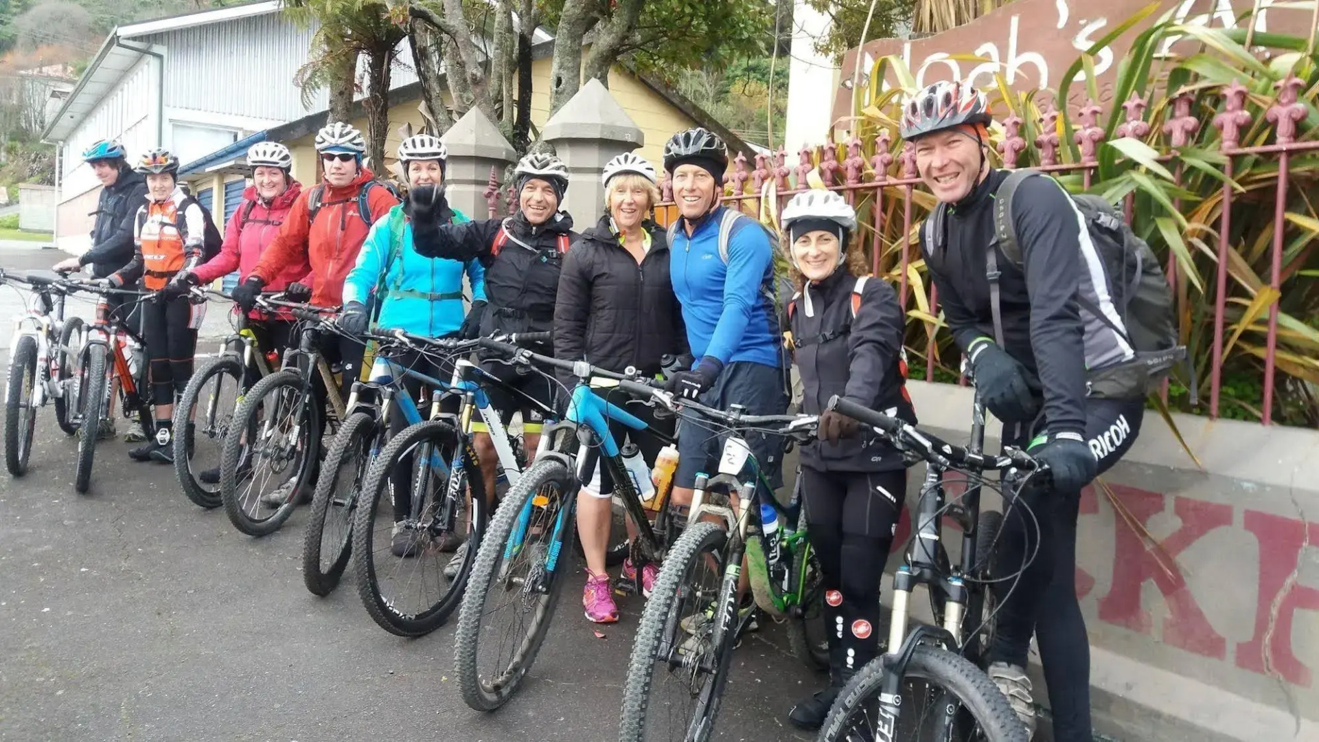 Noah's Ark Flashpacker