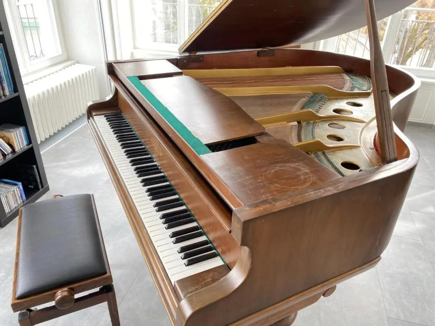 The 5 Continents - All 3 floors by Stay Swiss