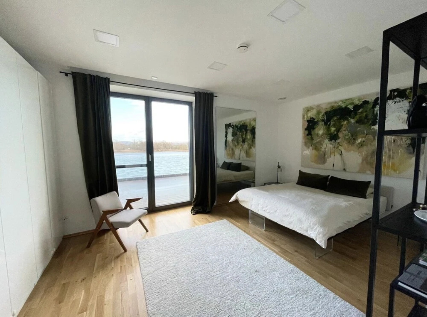 Modernes Apartment mit Wunderschönem Rheinblick