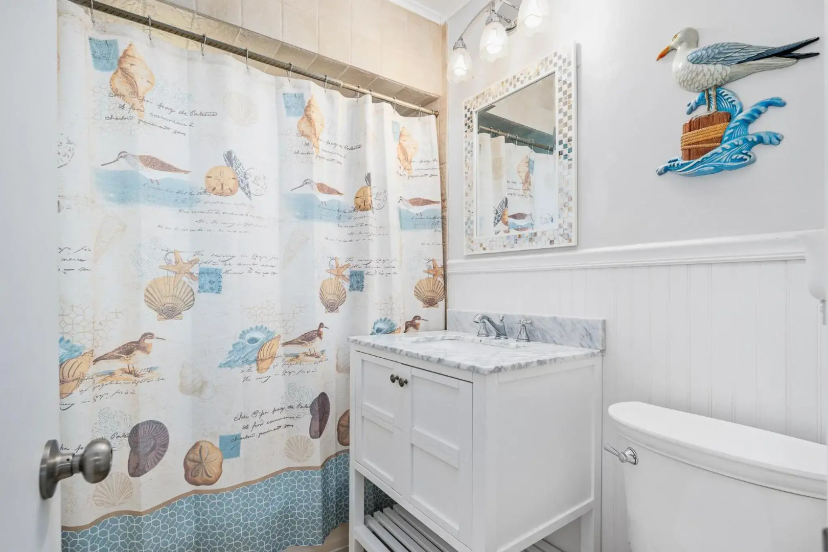 Plaza Cottage, 2 Bedrooms, Walk to the Beach, Sleeps 6