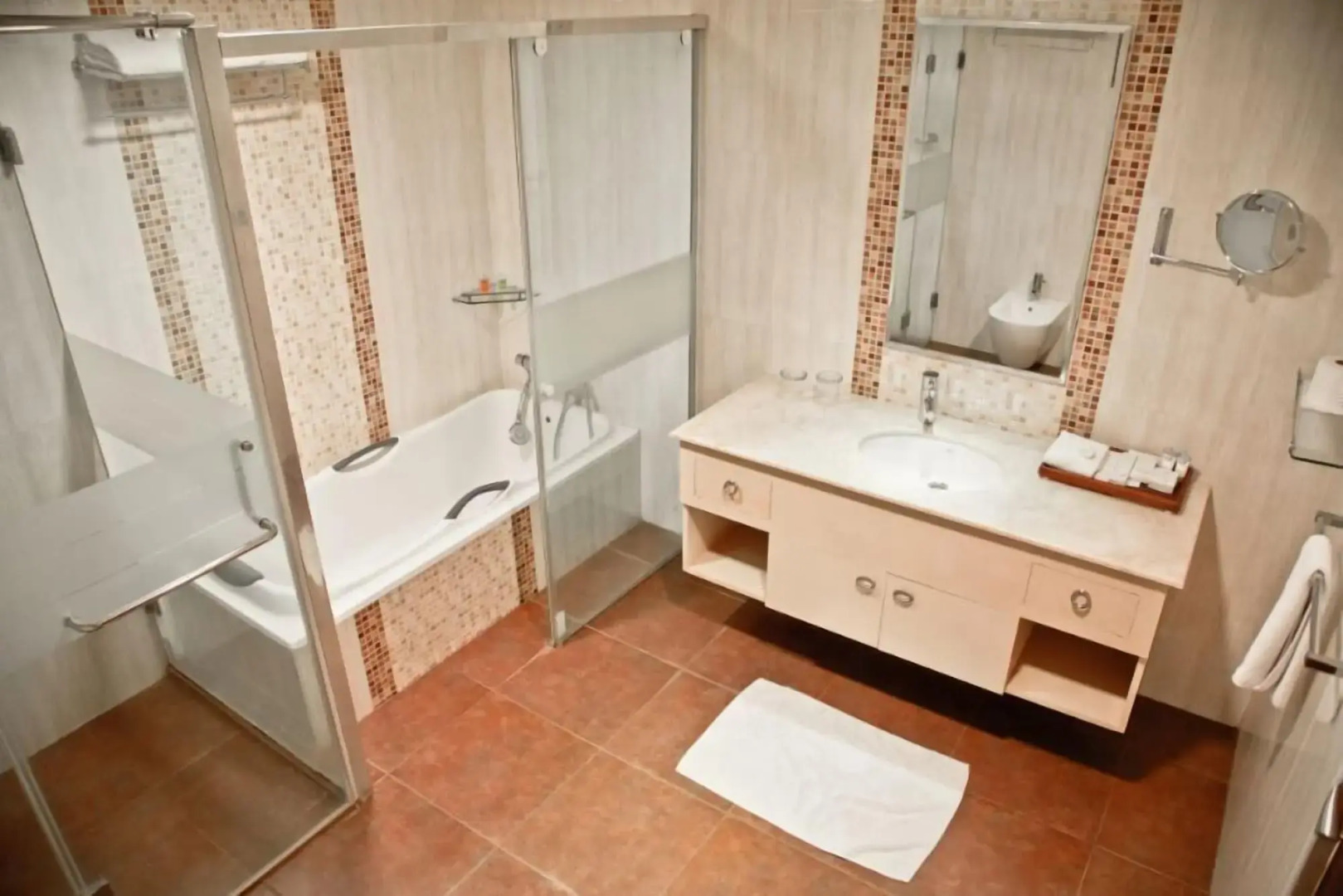 Sterling Lake Palace Alleppey