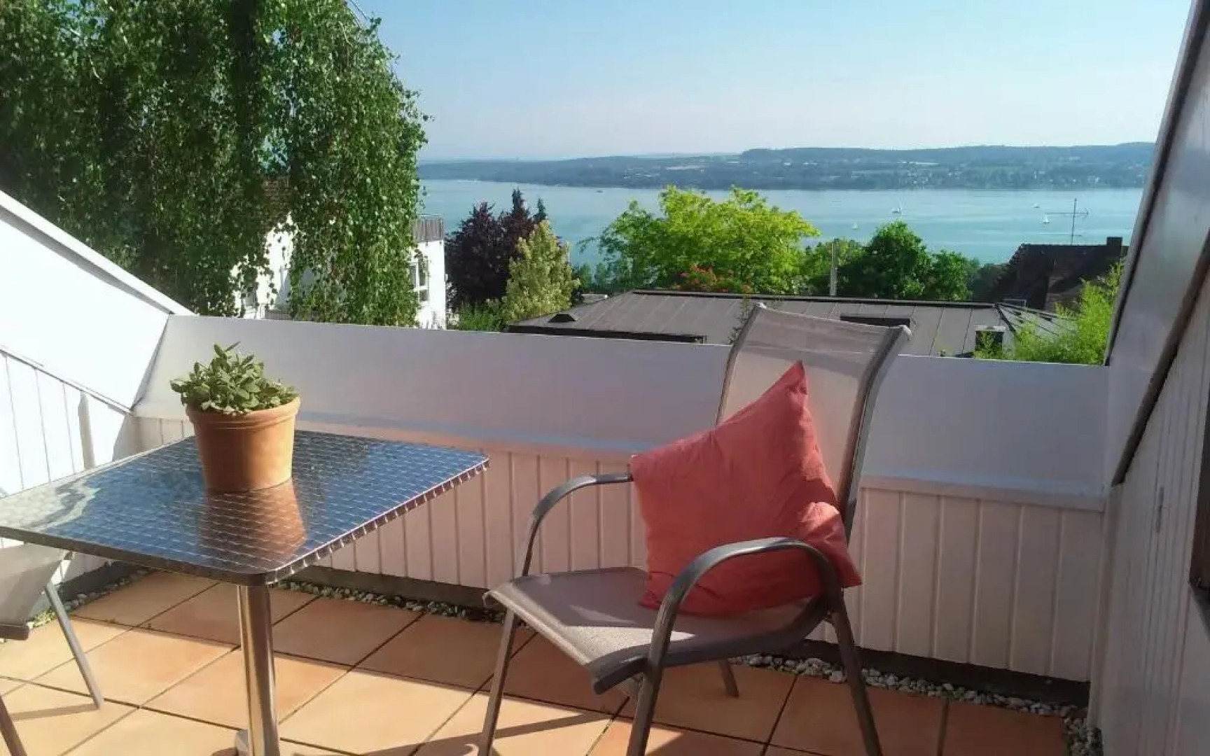Ferienwohnung mit Seeblick und Dachterrasse in Überlingen