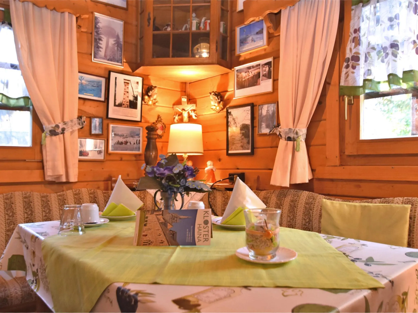 Detached Wooden House with Fireplace & Large Garden near Bad Wildungen