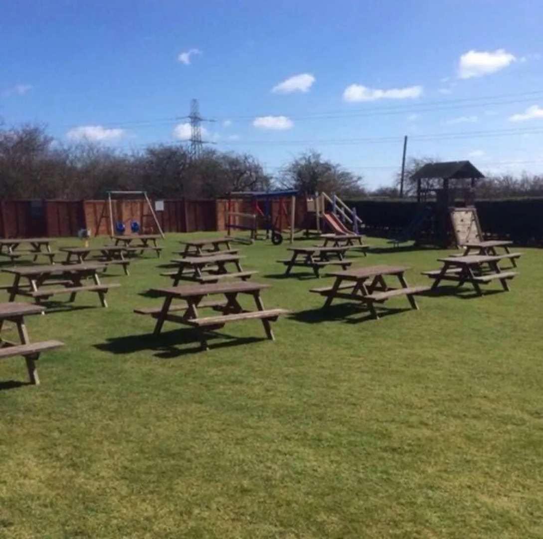 Rettendon lodge events