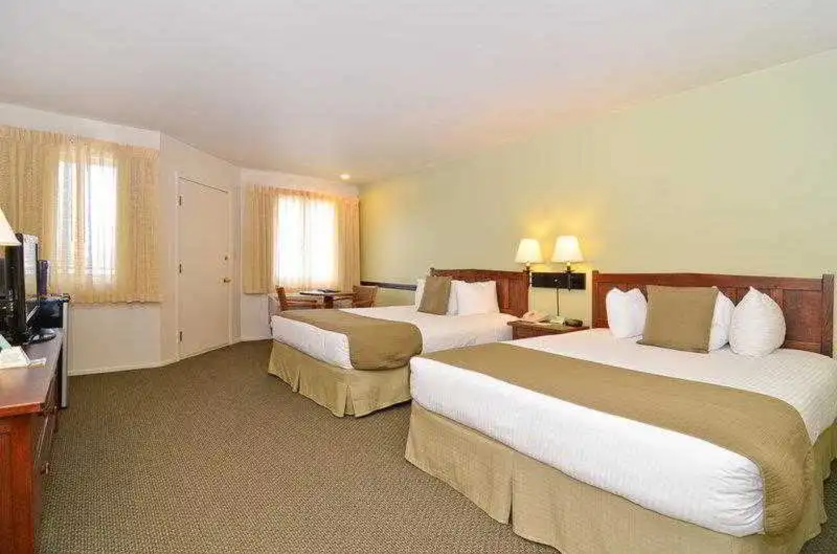 Best Western Plus Kwataqnuk Resort