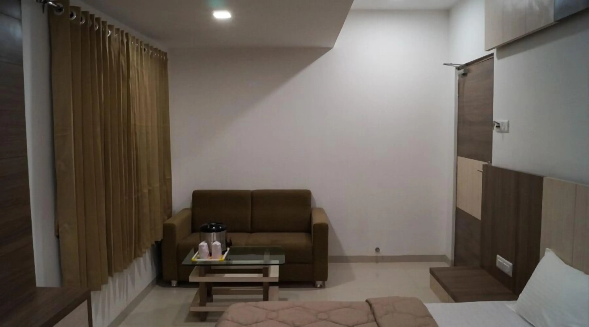 Hotel Grand Paradise