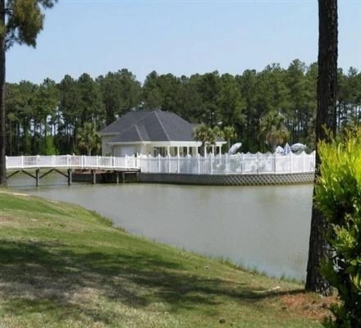 Brunswick Plantation & Golf Resort