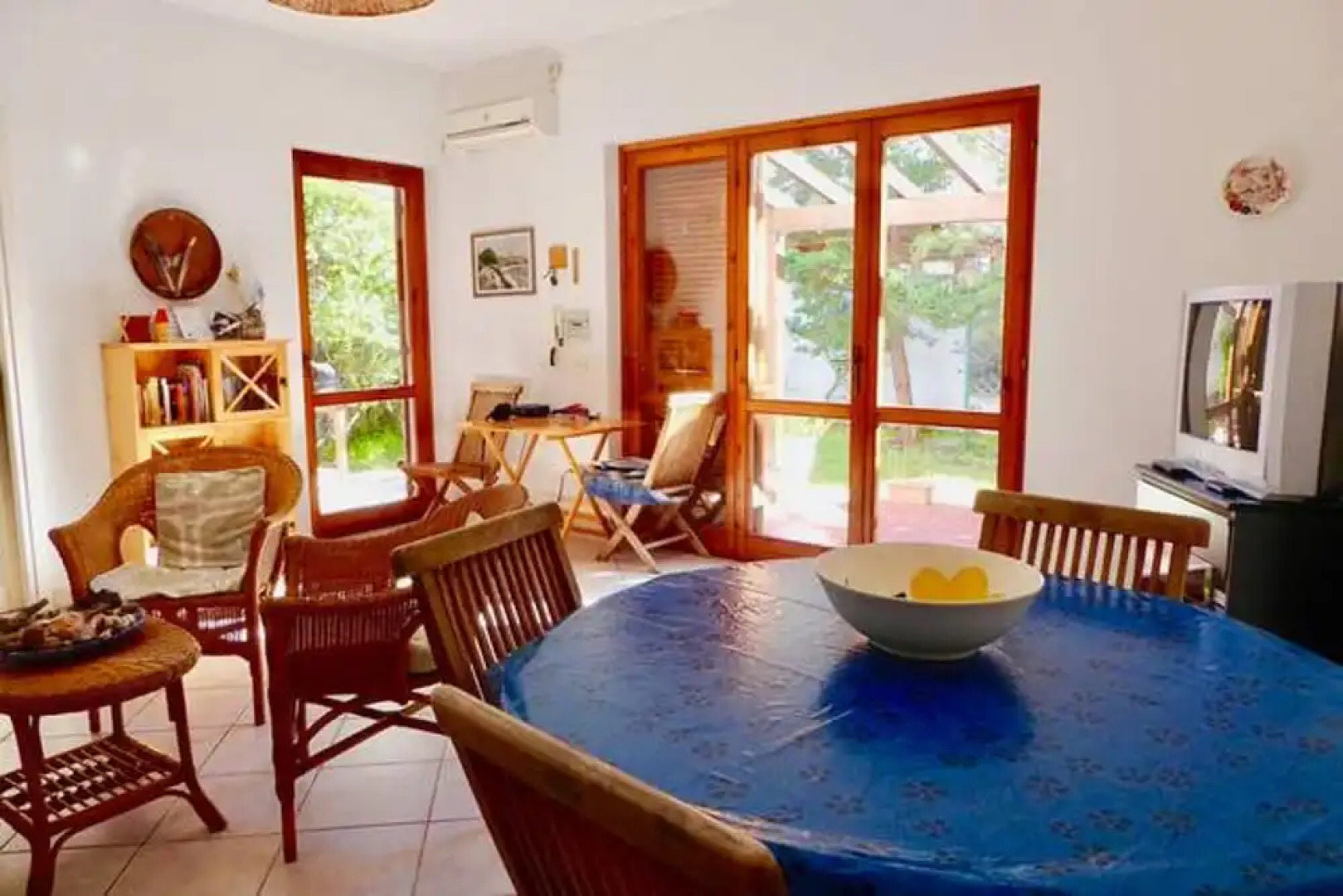 Apartment With 3 Bedrooms in Cala Gonone, With Enclosed Garden