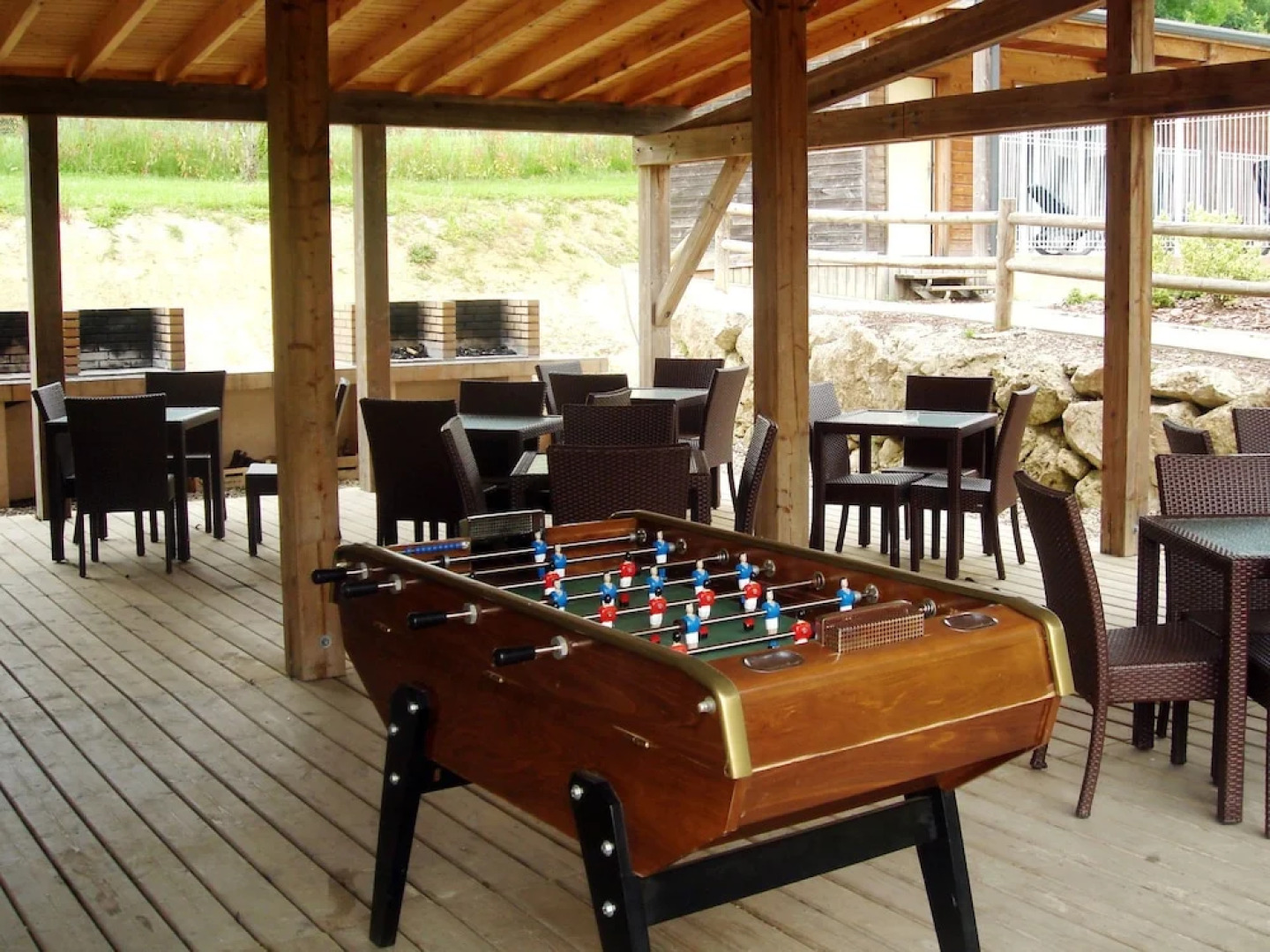 Neat Studio With Barbecue, Near Beautyful Montréal du Gers