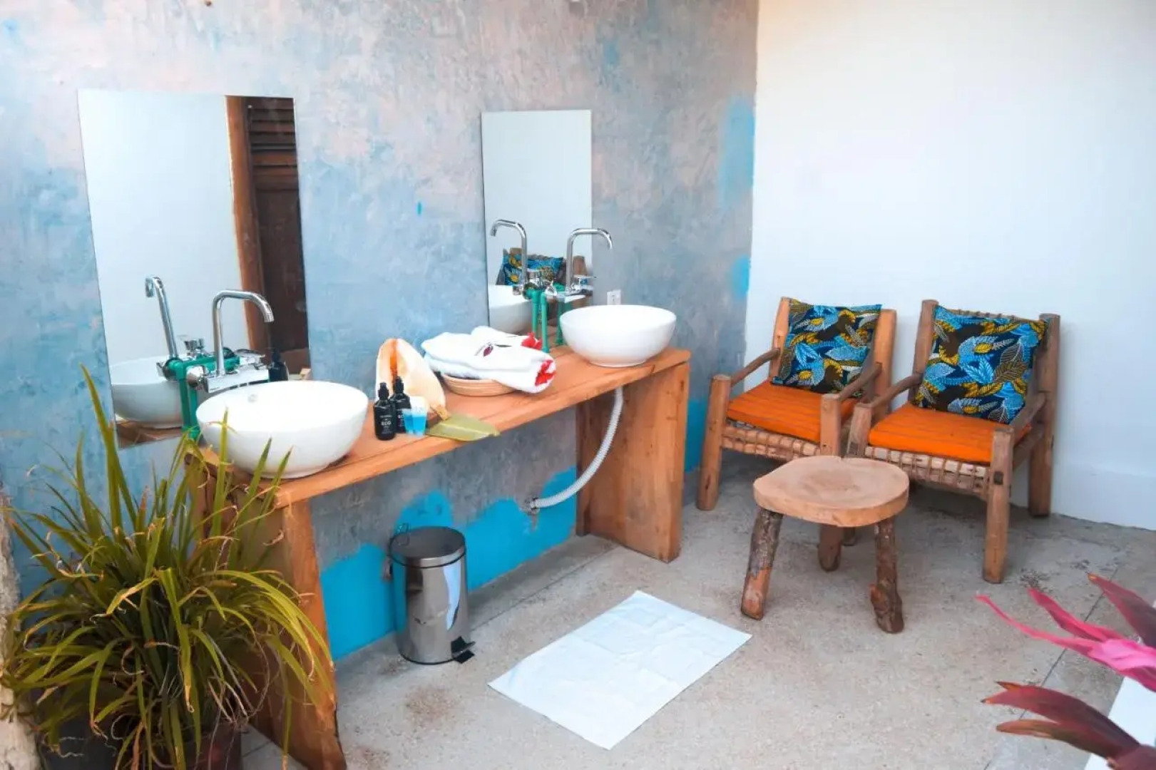 Twiga Beach Bungalows