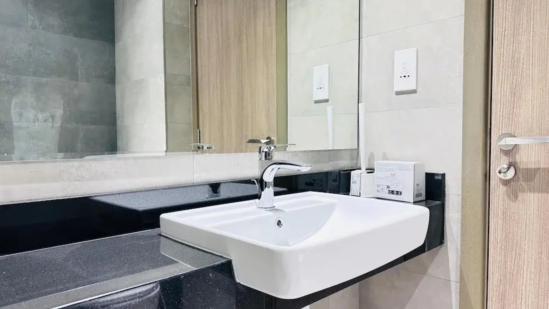 Sunday Sheikh Zayed Road Concord Tower Studio by Belvilla