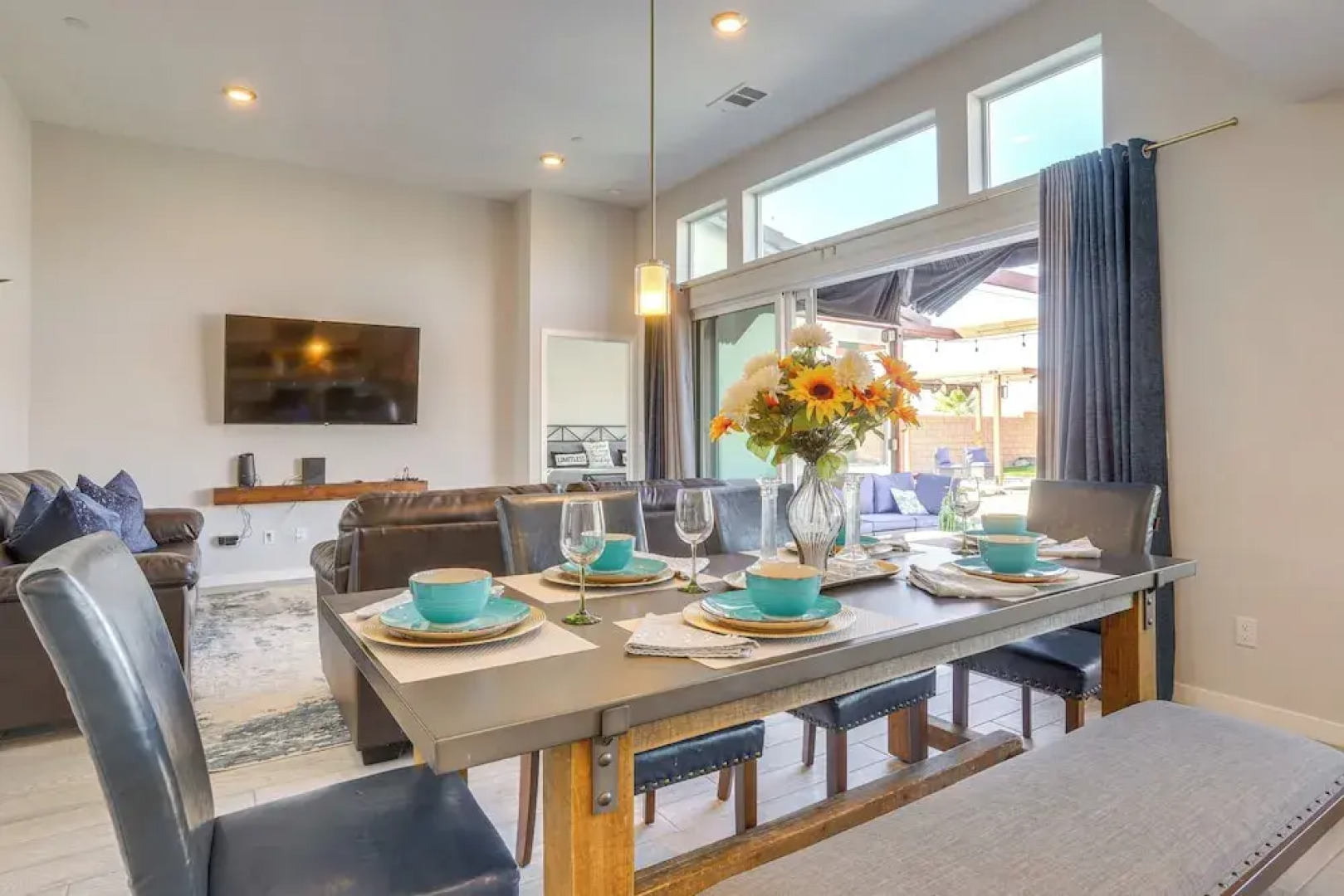 Pool, Spa & More: Relax in Desert Hot Springs!