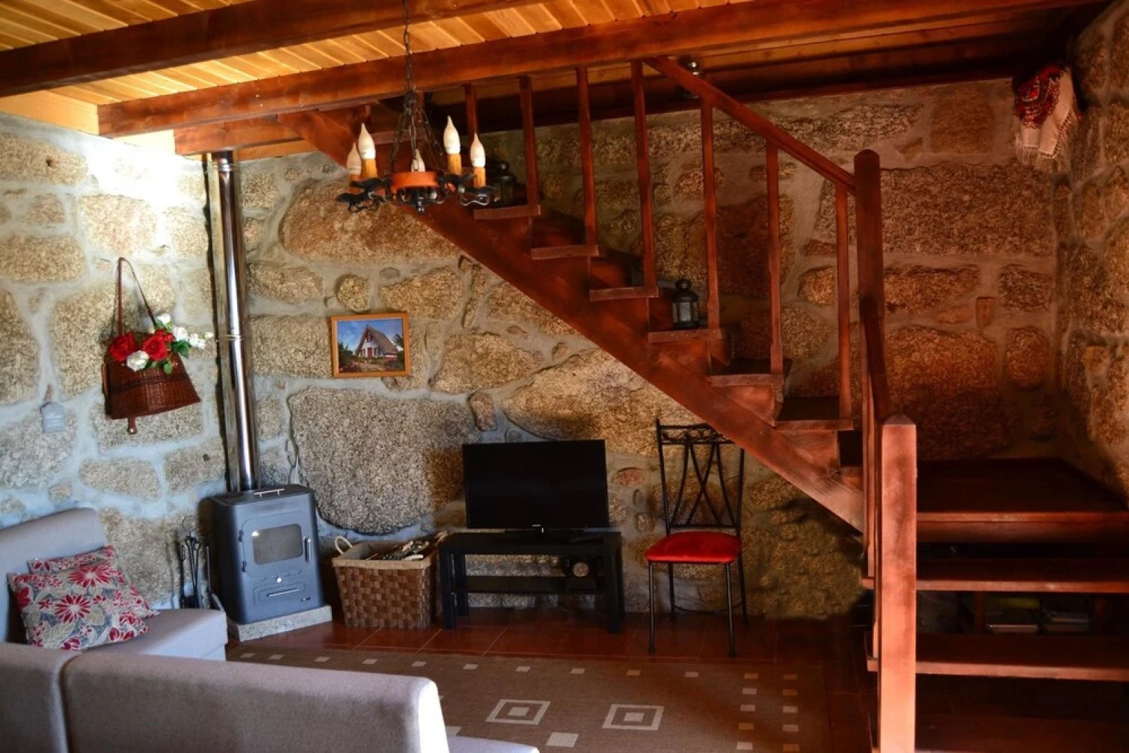 House With 2 Bedrooms in Celorico de Basto, With Wonderful Mountain Vi