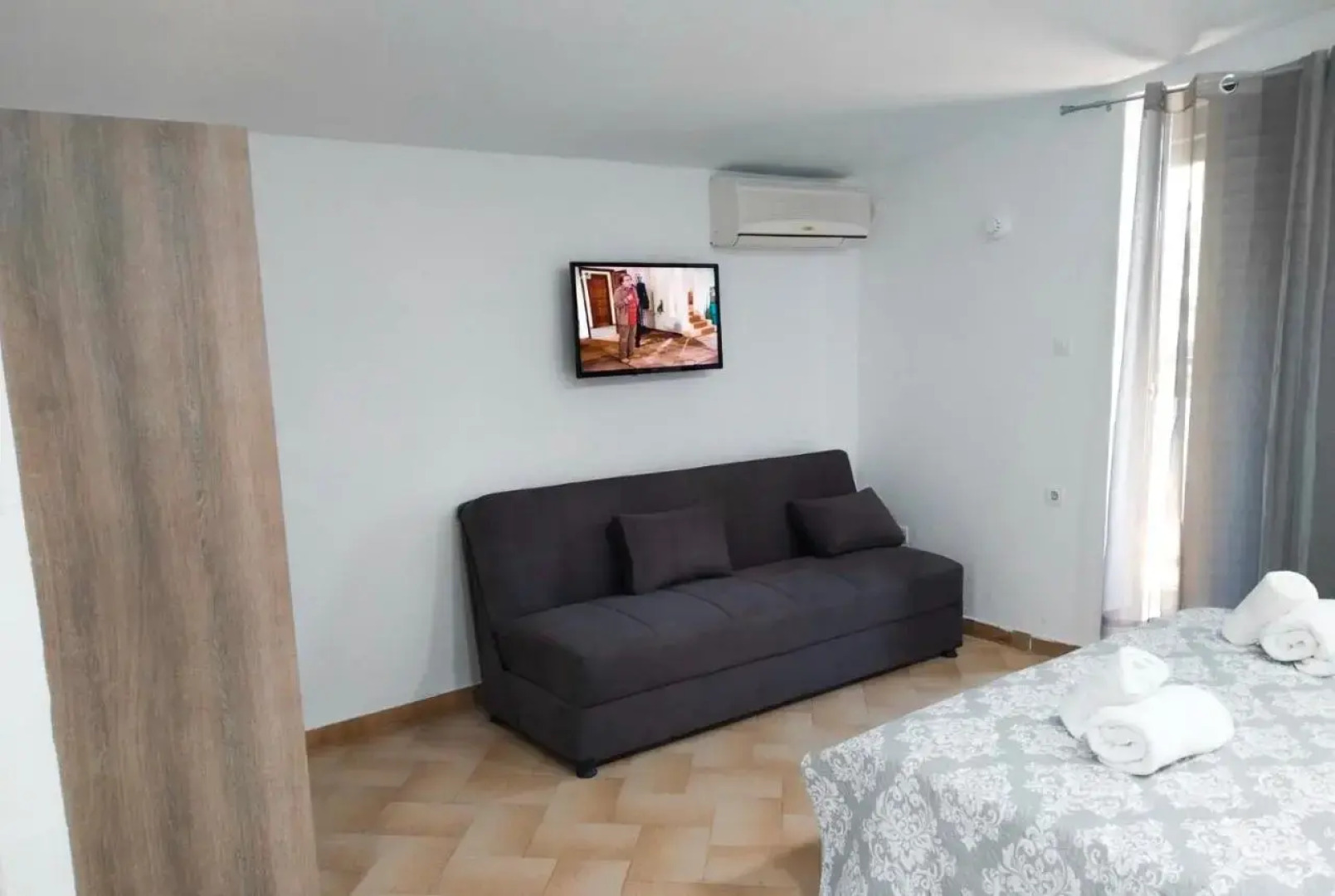 Penny's Holiday Studio