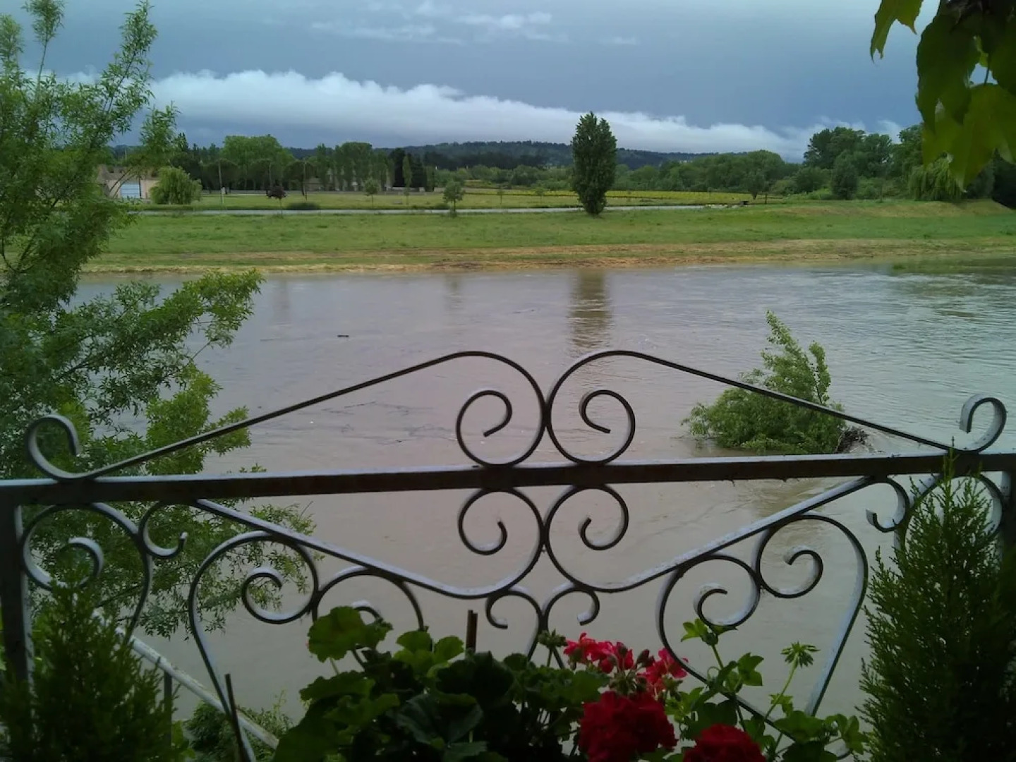 Riverside Home Cottage