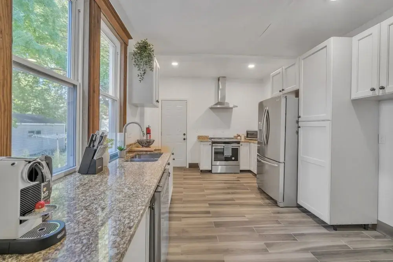Pet Friendly 5BR Home near Downtown Detroit by RedAwning