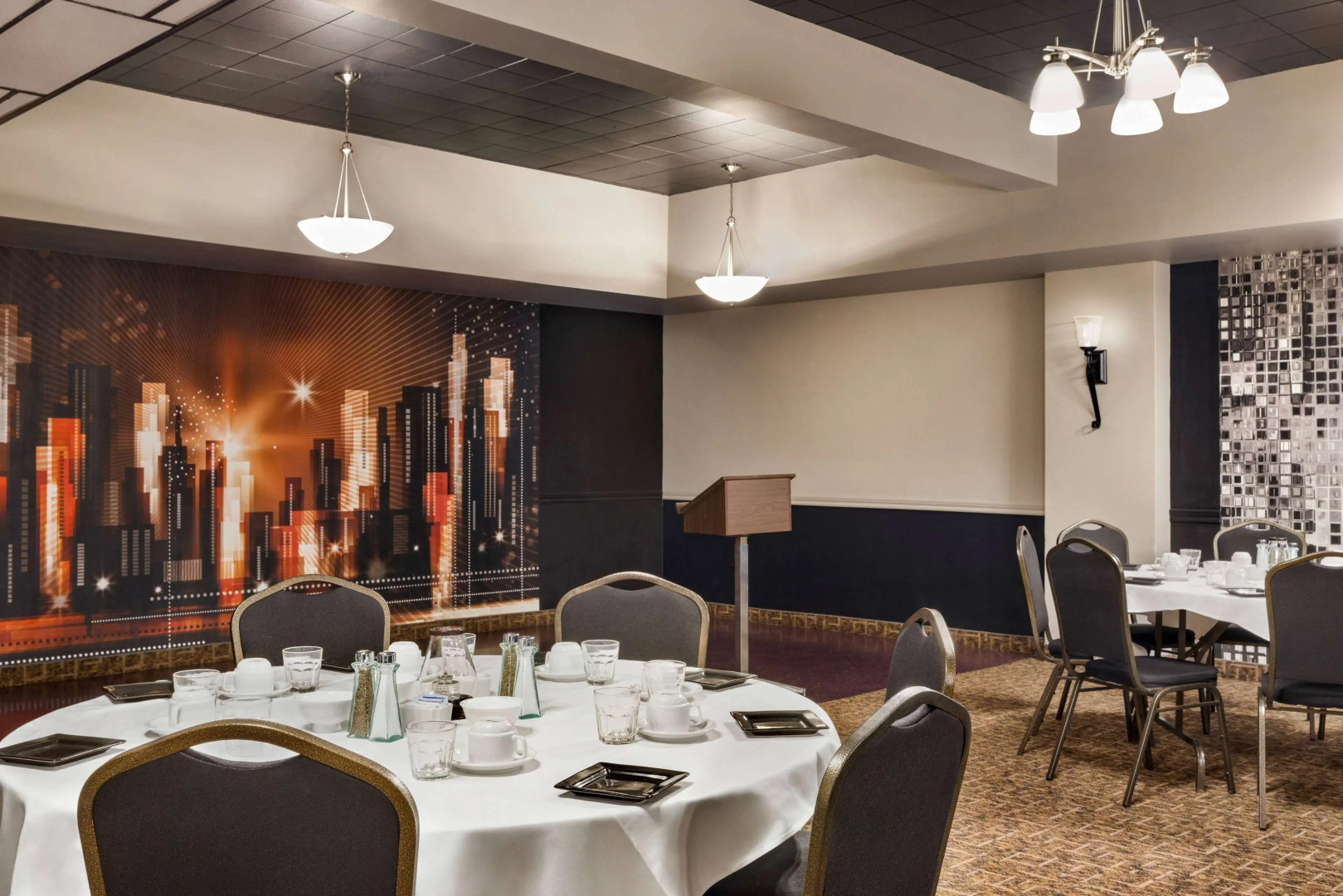 Super 8 by Wyndham Sarnia ON