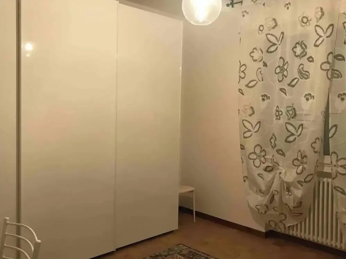 Emilio's House Located in a Quite and Residential Area