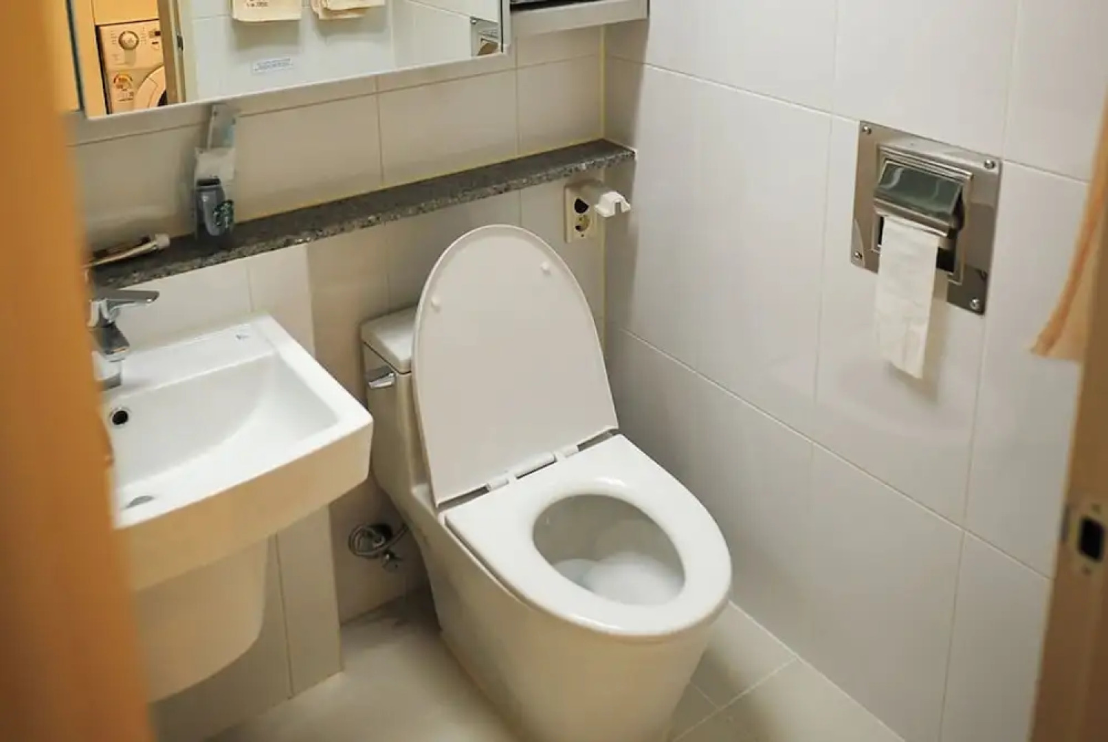 Hitomorrow Residence