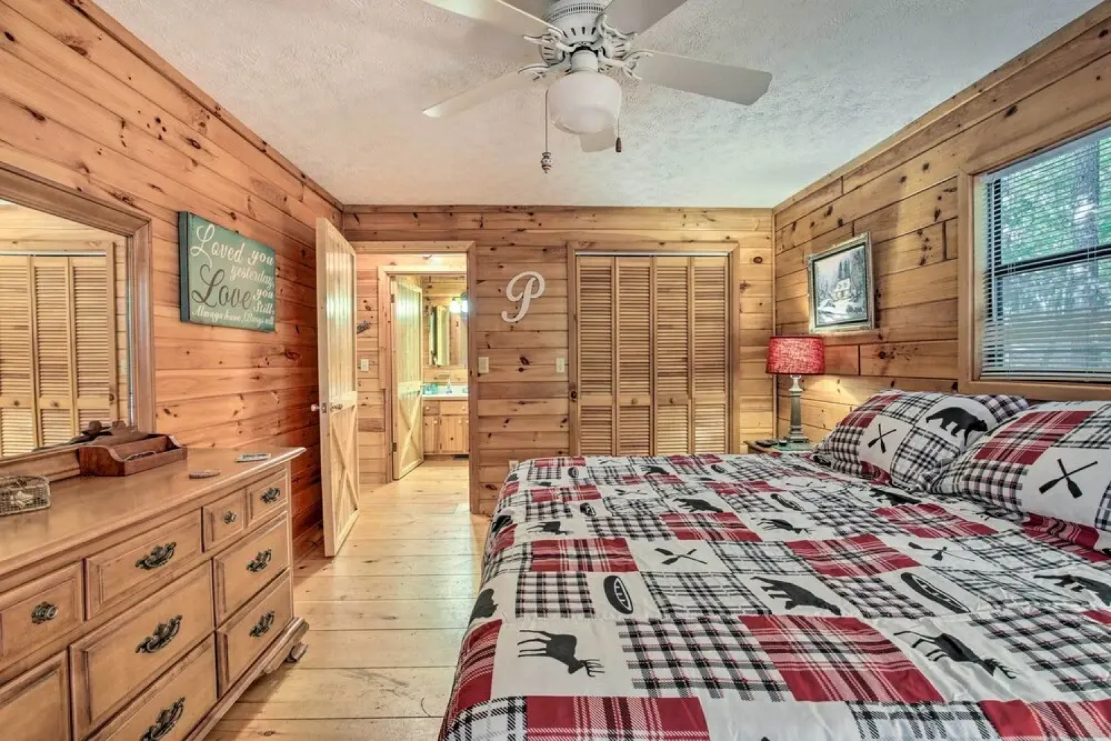 Blairsville Cabin w/ Private Hot Tub!